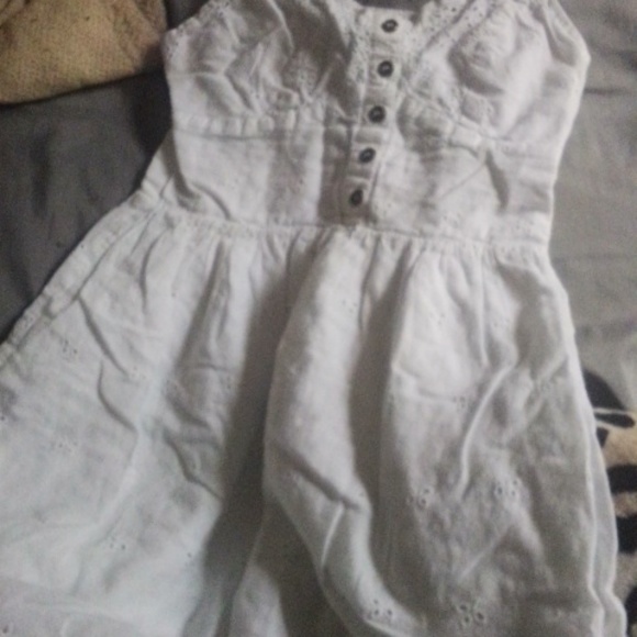 Dress - Picture 4 of 5